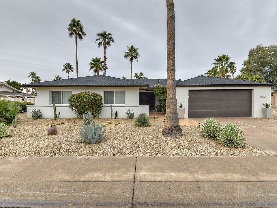 1st image of 8223 E Via De Viva