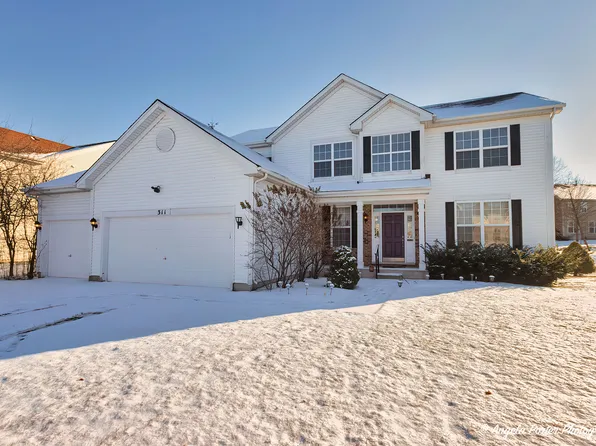 311 W Olmsted Ln, Round Lake, IL 60073