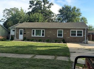 45 Chandler Ln, Hoffman Estates, IL