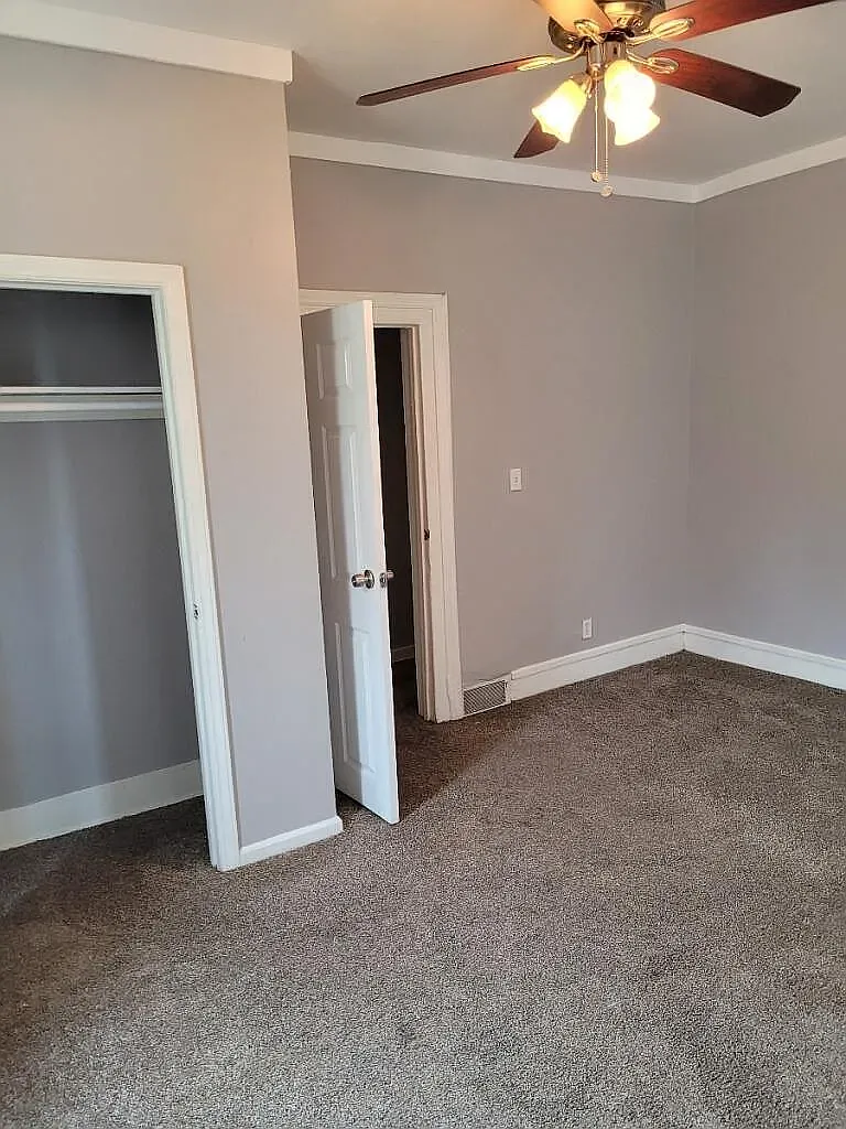 3 bed, 1400 sqft, $1,395 — Photo 2