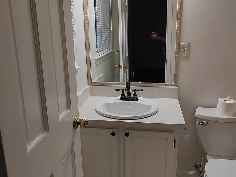 421 Currituck Dr — Photo 23