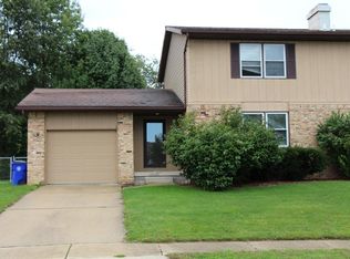 3628 Meadowview Ct, Decatur, IL 62526