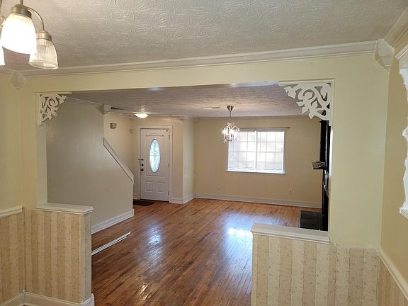 Living room, view from dinning area