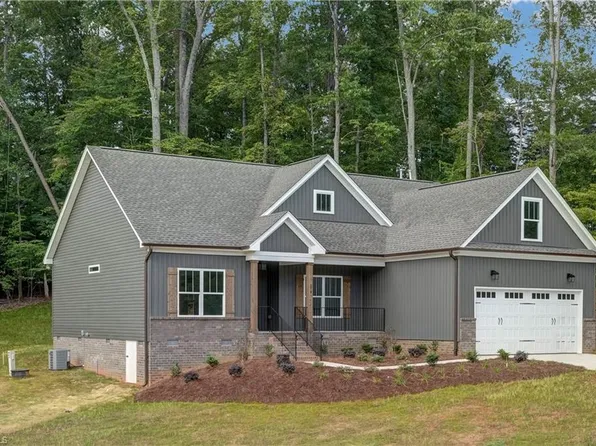 376 Wild Fern Ln, Reidsville, NC 27320