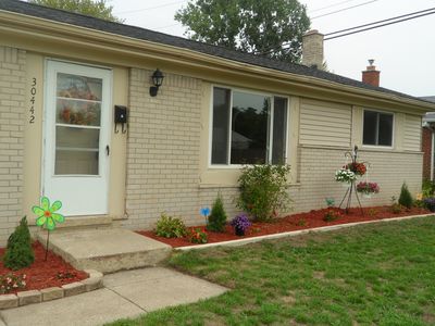 30442 Dorset St, Romulus, MI, 48174