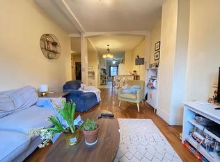 418 Hanover St #3A, Boston, MA 02113