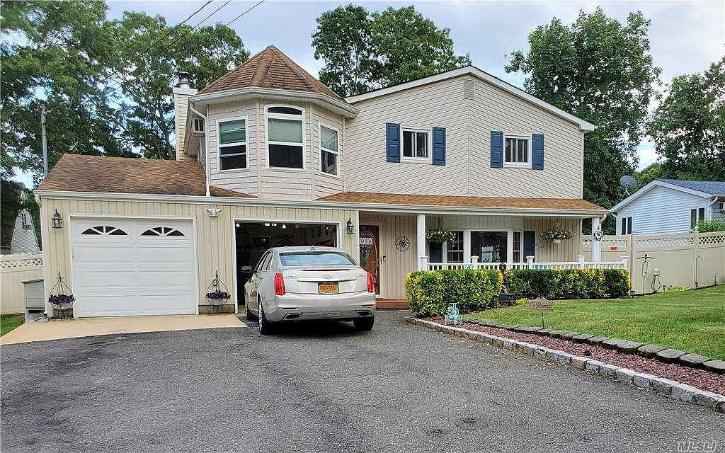 10 Malba Drive, Shirley, NY 11967 Zillow