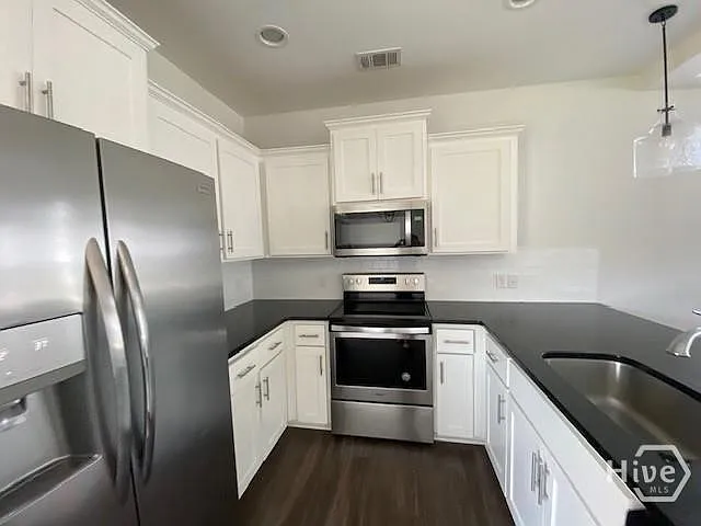 116 Whitaker Way N — Photo 8