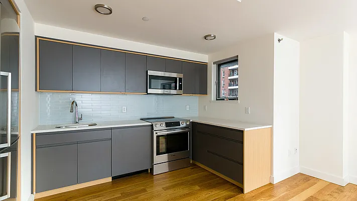 Rented by Nooklyn NYC LLC | media 8