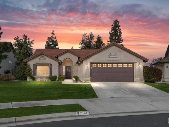 9704 Portland Rose Ave, Bakersfield, CA 93311