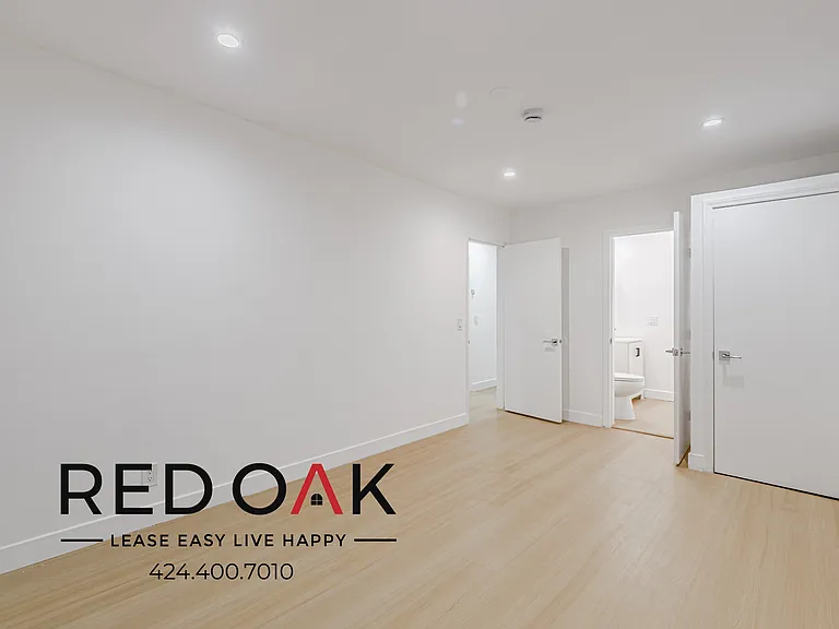 126 N Catalina St #3 — Photo 19