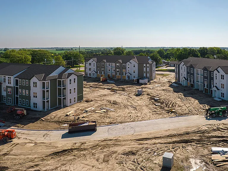 2404 Hudson Way — Photo 3
