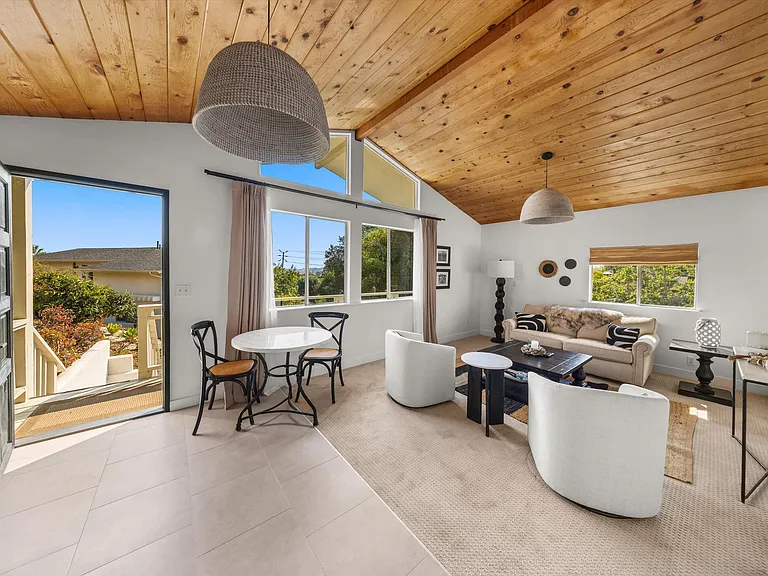 1378 Sycamore Canyon Rd — Photo 32