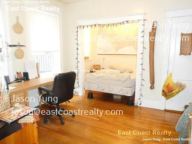 64 Woodstock Ave #4 — Photo 9