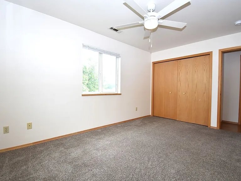 8 Michael Grove Ave #14 — Photo 13