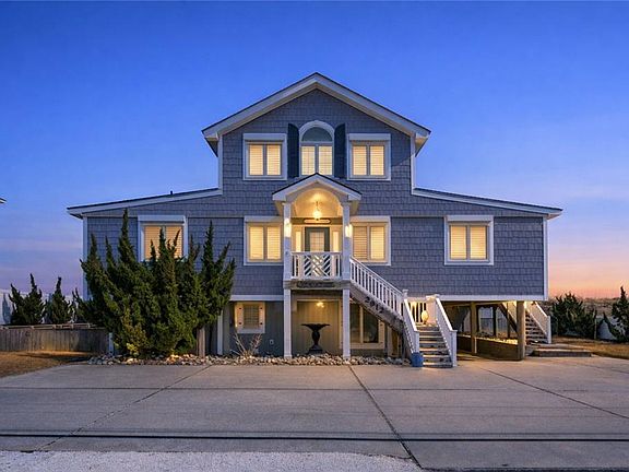 2nd image of 2912 Sandfiddler Rd