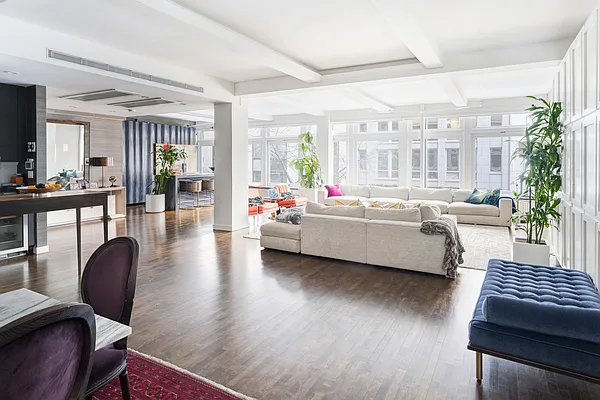 Living room, photo 3