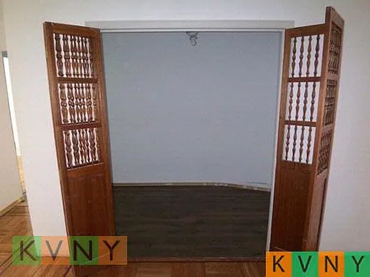 Rented by KVNY Soho | media 35