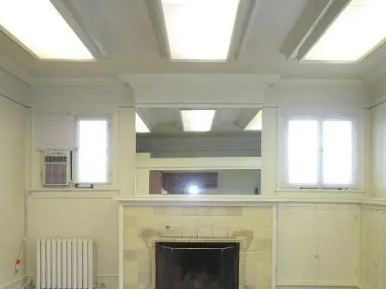 141 E Warm Springs Ave — Photo 2
