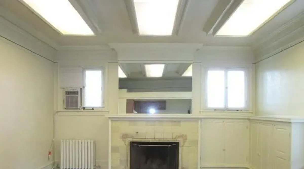 Building Photo - 141 E Warm Springs Ave