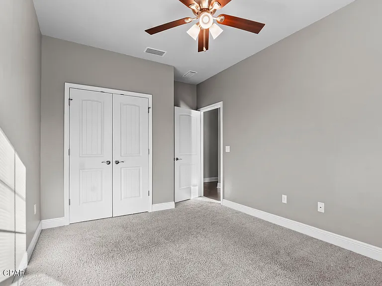 804 Buoy Ct — Photo 36