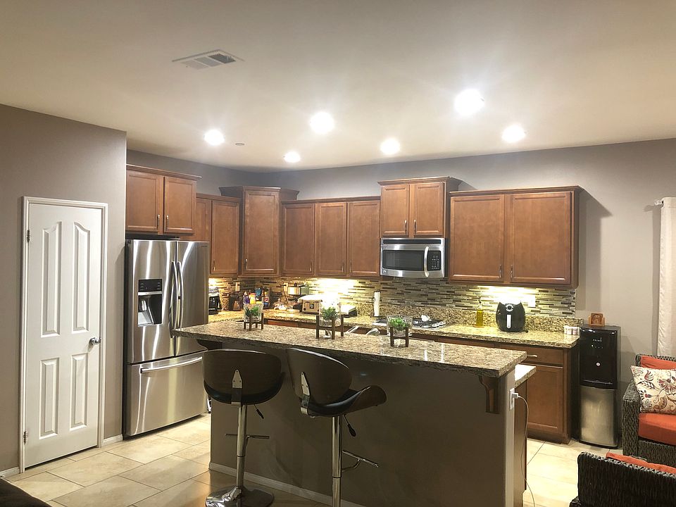 1st image of 551 Hazeldell Ave