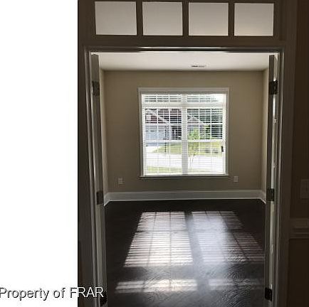 3rd image of 30 Glenwood Ct