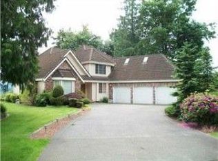 2017 217th Avenue Ct E, Lake Tapps, WA 98391