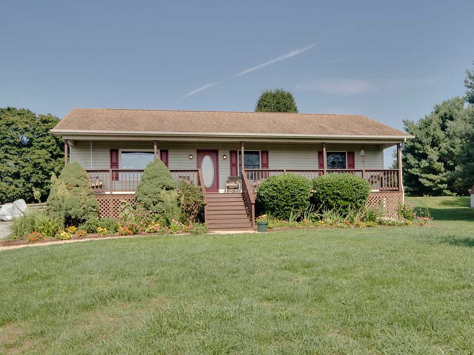 1st image of 16 Misty Ln