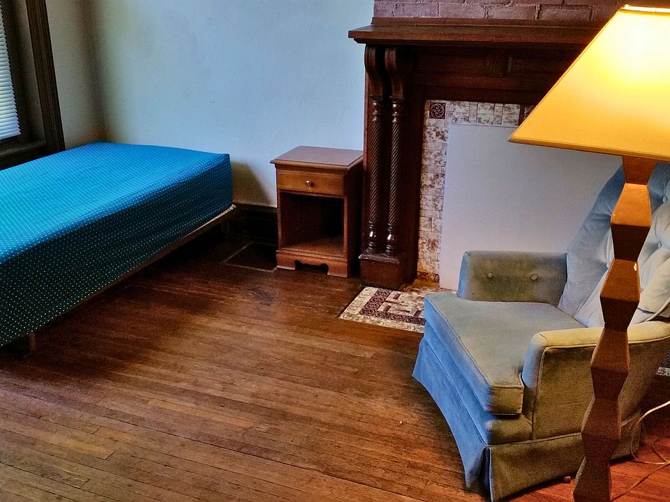1st image of 208 N Dithridge St APT 1A