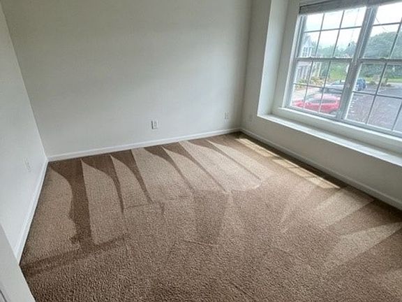5th image of 616 Grasswren Way