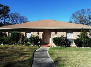 78 Donelon Dr, Harahan, LA 70123