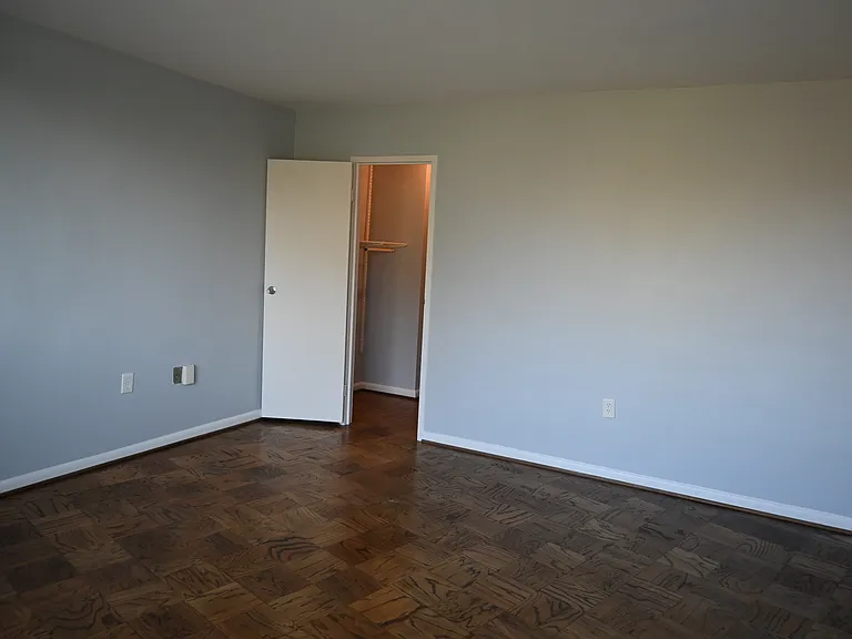 10500 Rockville Pike #415 — Photo 12