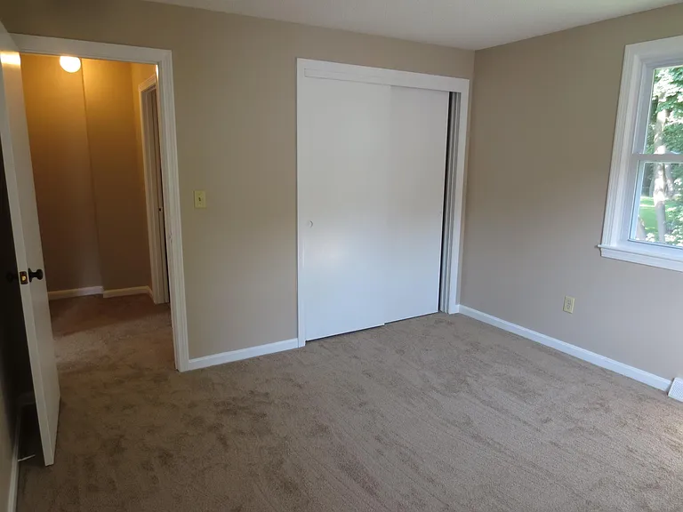 5 Pine St #B — Photo 19