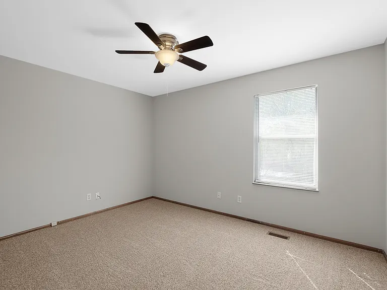 2272 N Village Dr #2272 — Photo 14