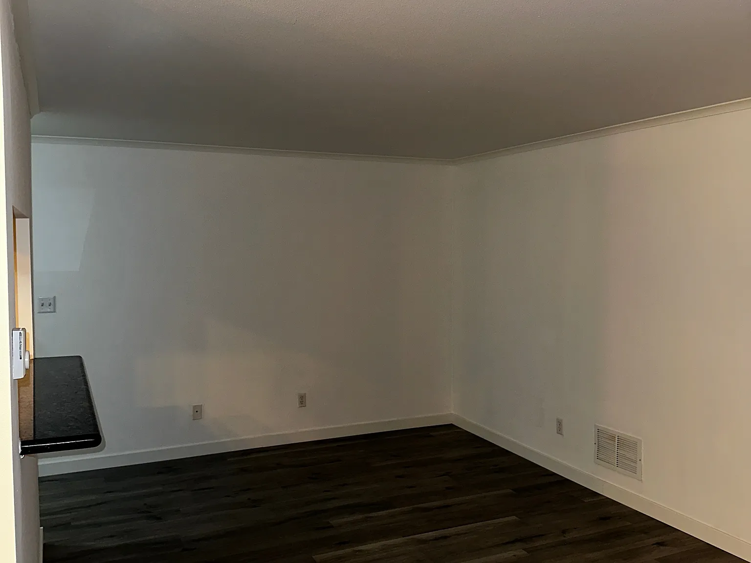2 bed, 734 sqft, $2,800 — Photo 3