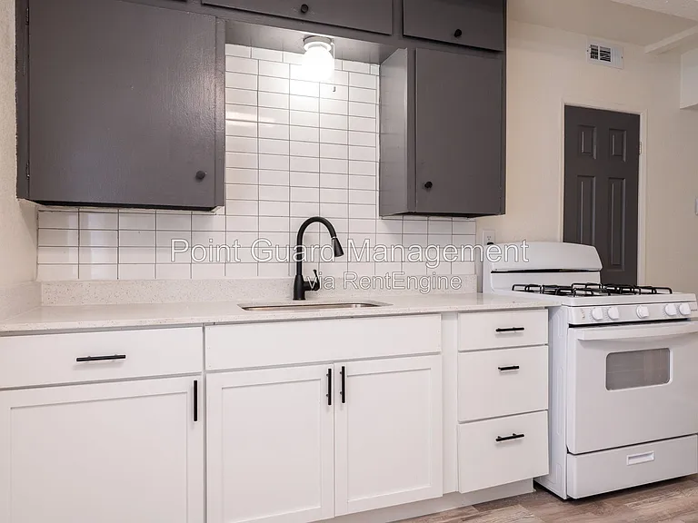 1341 W Dora St #1341 — Photo 16