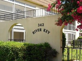342 Southwind Dr, North Palm Beach, FL