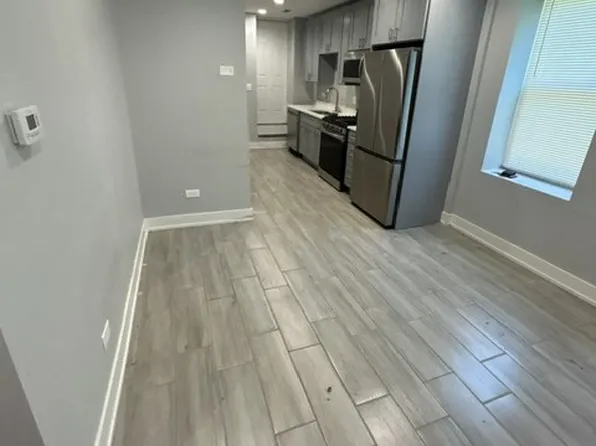 926 W 32nd Pl #1, Chicago, IL 60608