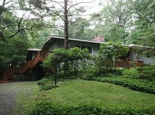 4 Turkey Hill Rd, Boonton, NJ 07005