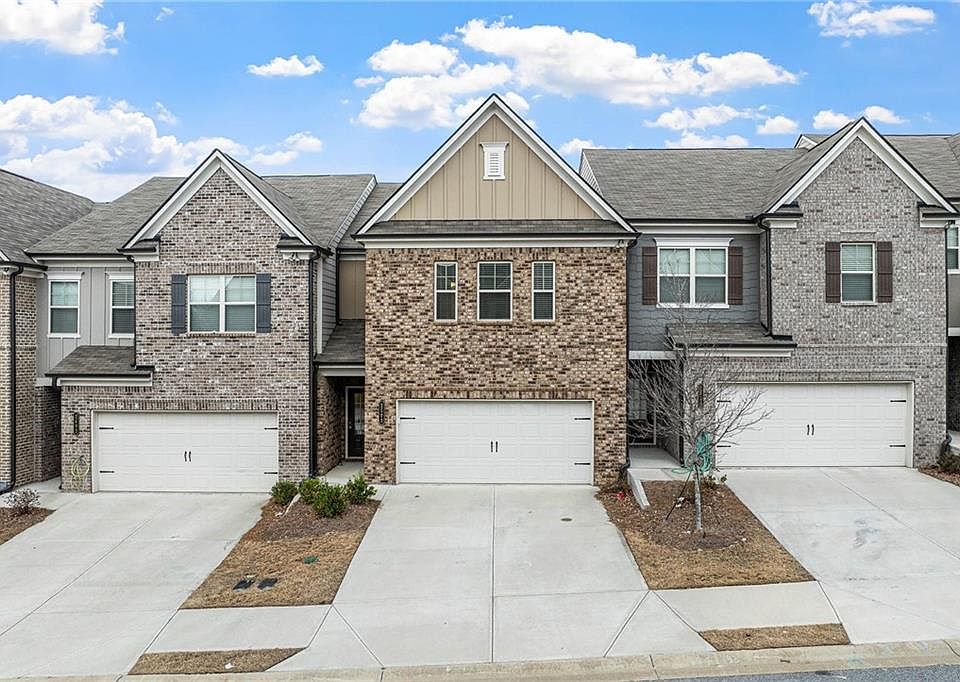 1st image of 2502 Pearl Ridge Trce
