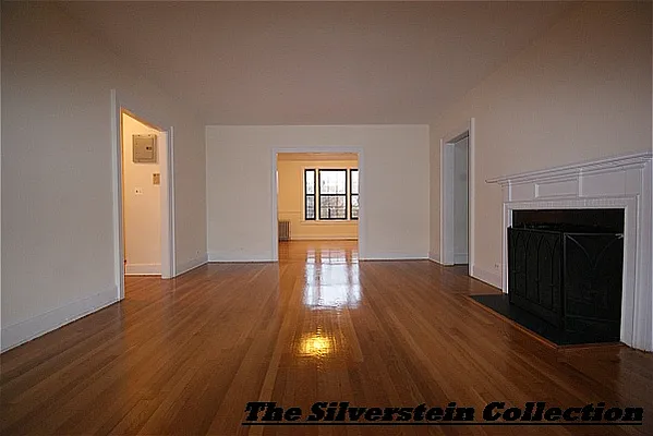 Rented by City Connections Realty | media 35