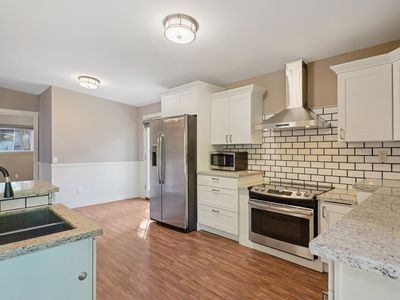 9015 171st Ave NE, Redmond, WA, 98052