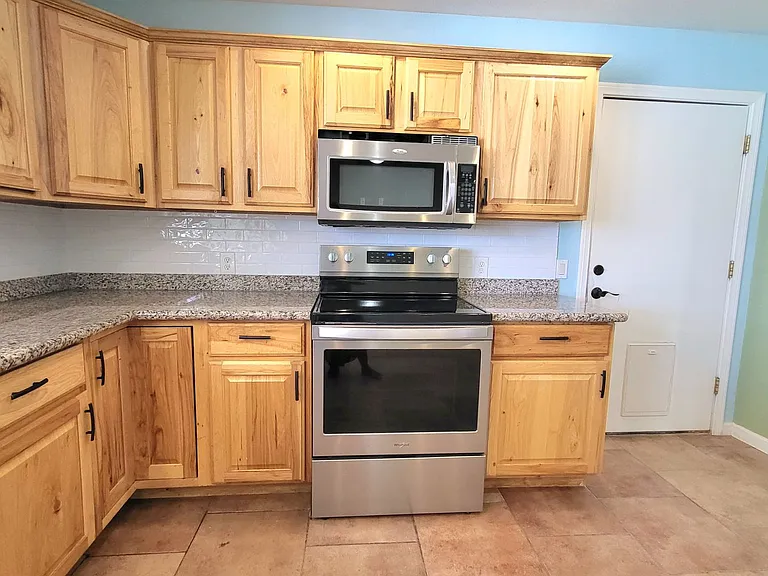 831 David Adam Rd — Photo 20