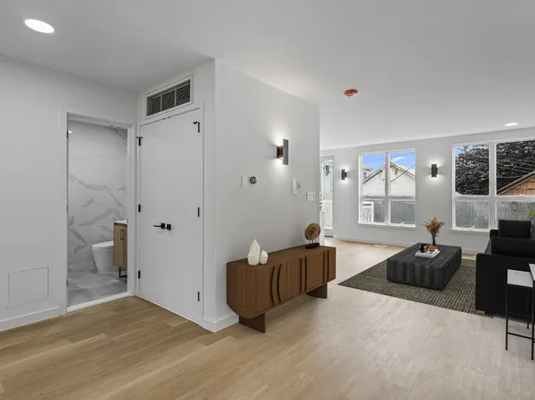 3112 Emmons Avenue image 3 of 15
