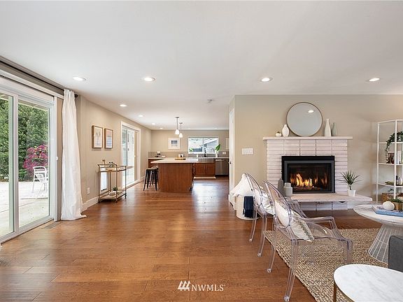4th image of 2040 150th Ave SE