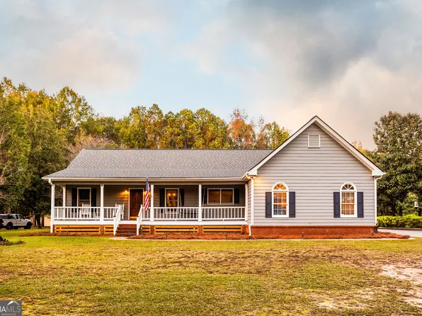 862 Twin Oaks Dr, Monroe, GA 30655