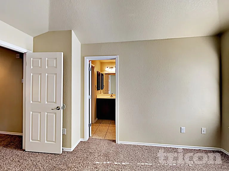 3846 Bogie Way — Photo 16