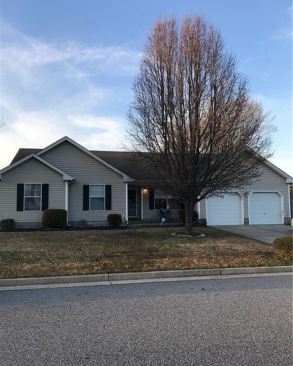 1st image of 304 Waterwood Way