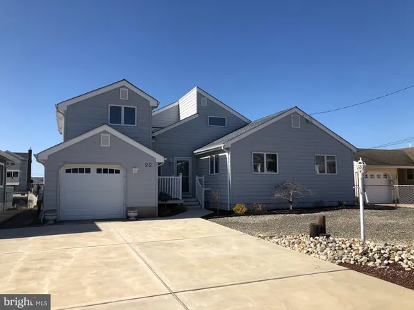 22 Beach Dr, Little Egg Harbor, NJ 08087